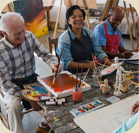 personas pintando